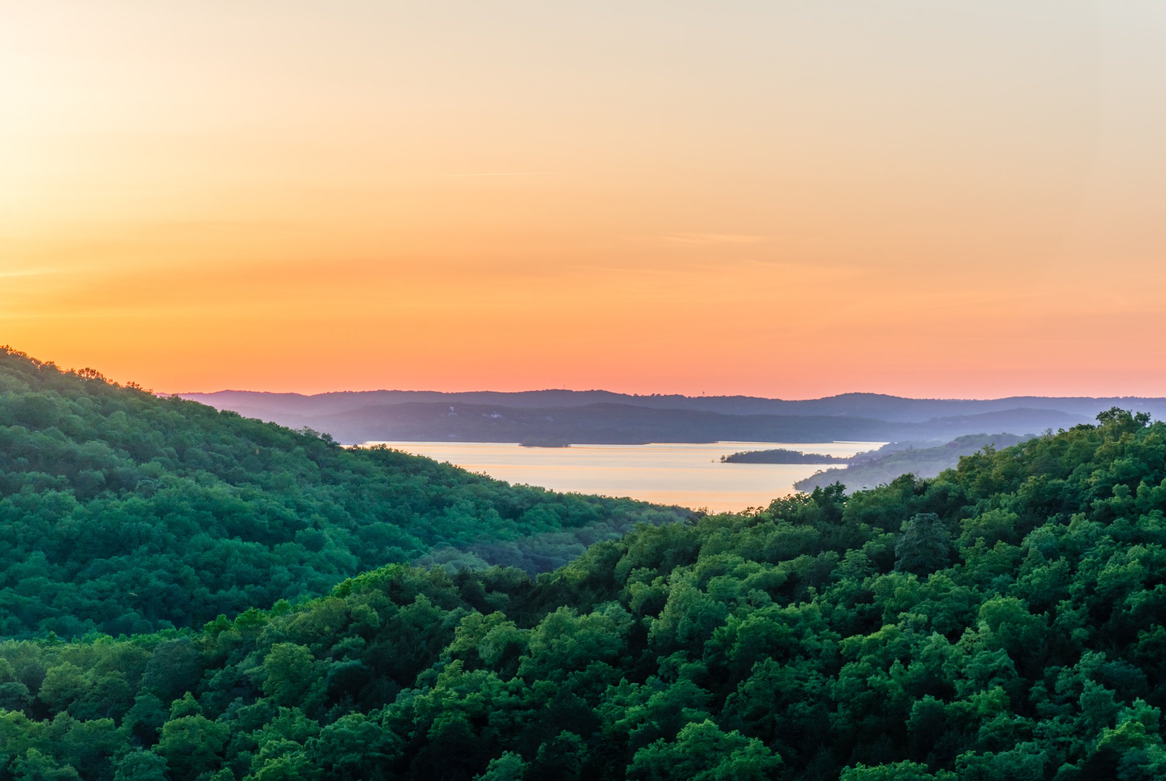 Dusk over Table Rock Lake in Ozarks